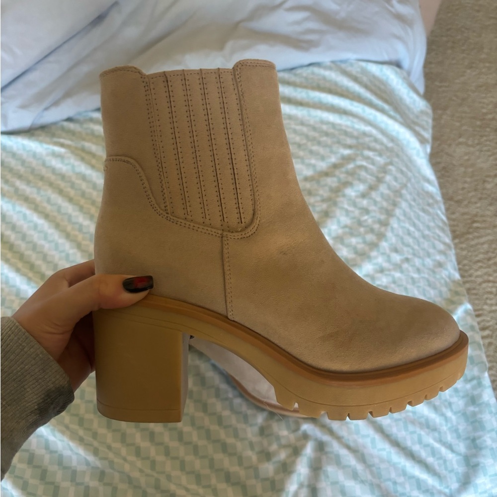 Target brand new platform tan boots